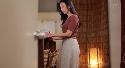 JUR-359 妻には口が裂けても言えません、義母さんを孕ませてしまったなんて…。-1泊2日の溫泉旅行で、我を忘れて中出ししまくった僕。- 盛永いろは